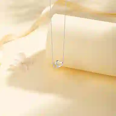 【纯银999 | 爱心】 六桂福珠宝 经典百搭小众设计轻奢高级感学生日常简约精致通勤极简约会温柔气质可调节 足银 项链 女款