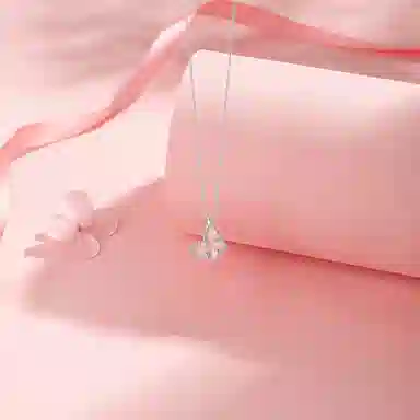 【S925银】 六桂福珠宝 蝴蝶小众设计经典百搭精致简约学生日常高级感轻奢通勤转运约会温柔气质可调节#好运 锆石 项链 女款