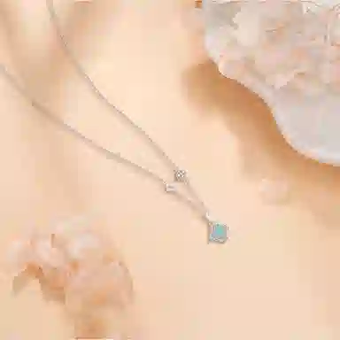 【纯银999】 六桂福珠宝 四叶草 小众设计经典百搭学生日常简约高级感精致轻奢转运约会通勤温柔气质可调节锁骨链 足银 项链 女款