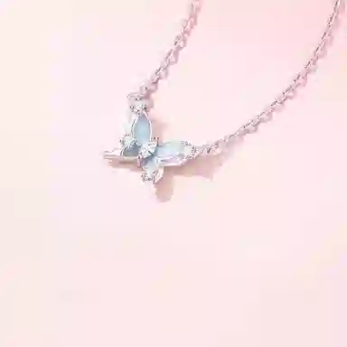 925