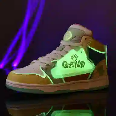 Q-AND