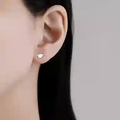 999