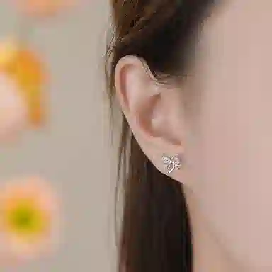 S925