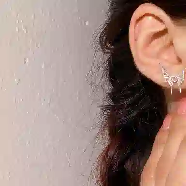 S925