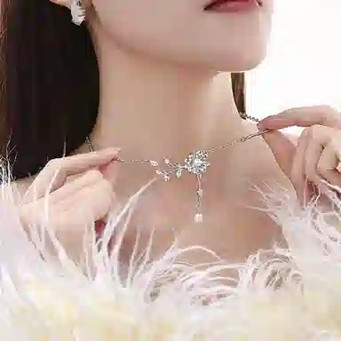 喜潮 宿天然珍珠花朵项链女甜酷嘻哈高级感毛衣链潮百搭跨境项饰