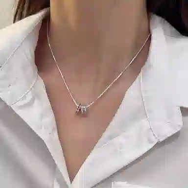 S925