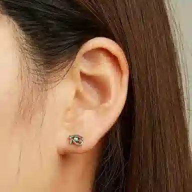 S925