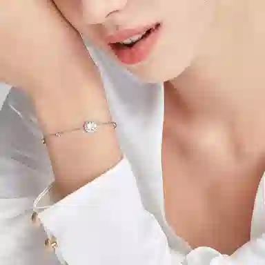 S925