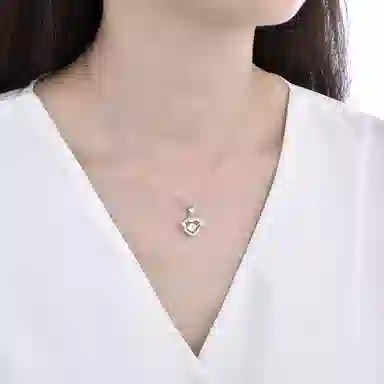 S925