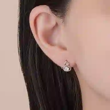 S999