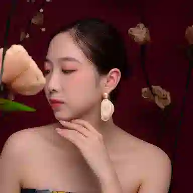 喜潮 白布纯色  甜美优雅时尚轻奢高级感耳饰 合金 耳环 女款