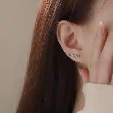 S925