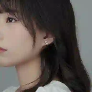 S925