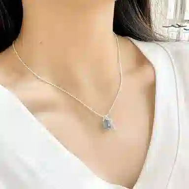 S925