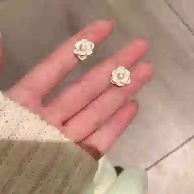 喜潮 新中式国潮 白色山茶花轻奢气质高级感小众设计 合金 耳钉 女款