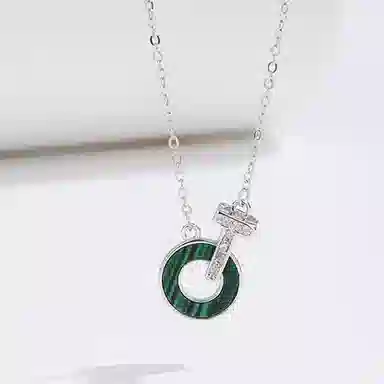 S925