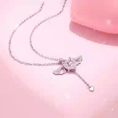925