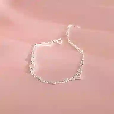 925