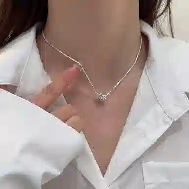 S925