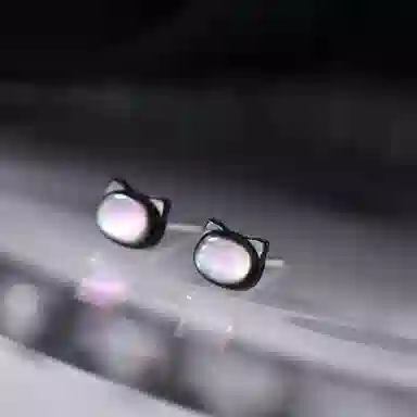 S925