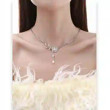 喜潮 宿天然珍珠花朵项链女甜酷嘻哈高级感毛衣链潮百搭跨境项饰