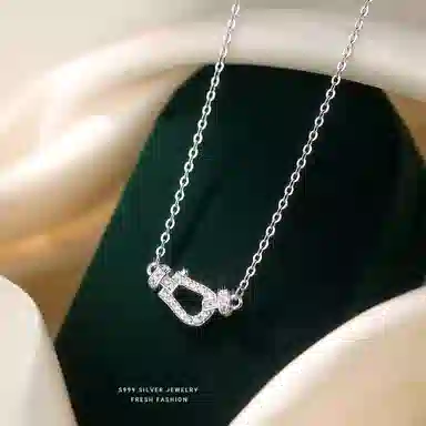 999