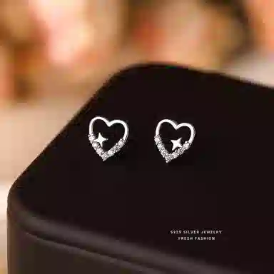 S925