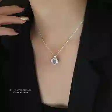 S925