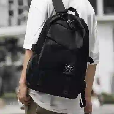 特步 大容量 涤纶 双肩包 男款 曜石黑