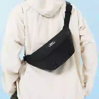 特步 单肩包潮流机能风胸包轻便多功能耐用运动学生早八通勤 织物 斜挎包 男女同款情侣款 多色