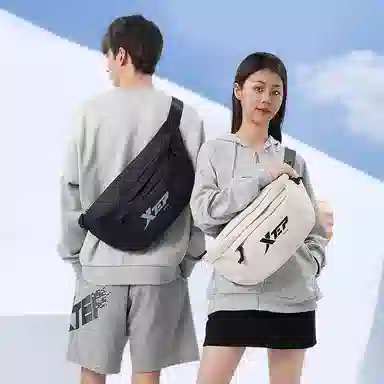 特步 腰包男女上学上课休闲百搭轻便胸包单肩通勤跑步多功能织物斜挎运动包 男女情侣款