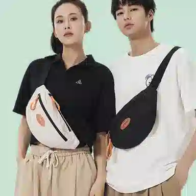 特步 胸包男休闲单肩包时尚潮流腰包女运动男包 化纤 斜挎包 常规 男女同款情侣款 黑色