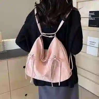 Jade en plus Tote Bag