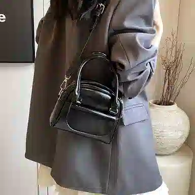 Jade en plus Boston Bag