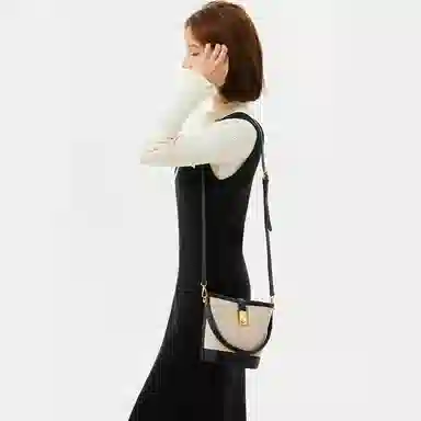 Jade en plus Bucket Bag