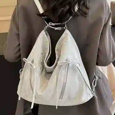 Jade en plus Tote Bag