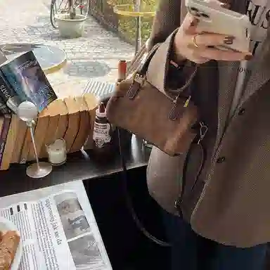 Jade en plus Coco Brown Bag