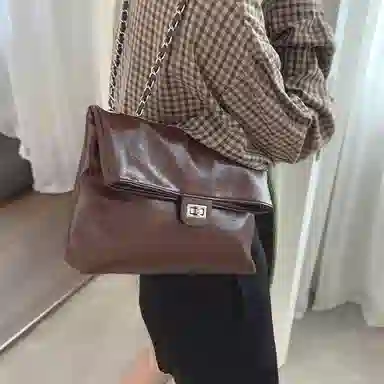 Jade en plus Tote Bag