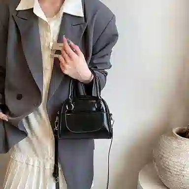 Jade en plus Boston Bag