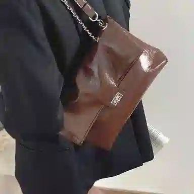 Jade en plus Tote Bag