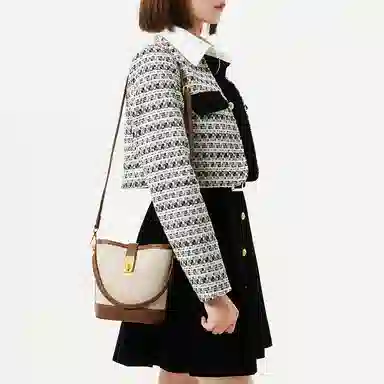 Jade en plus Bucket Bag