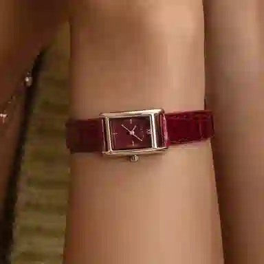 OLIVIABURTON MiNi