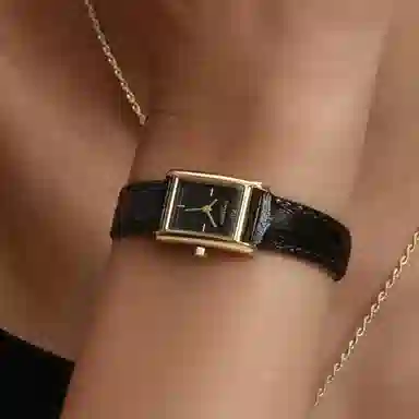 OLIVIABURTON MiNi
