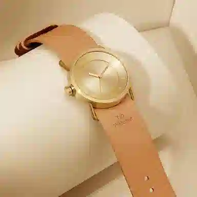 TID Watches Small Gold Vintage