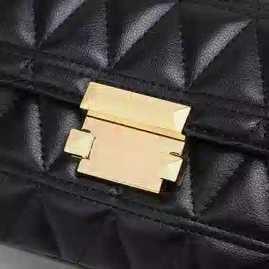 C°BANNER Quilted Chain Crossbody Bag Black Medium