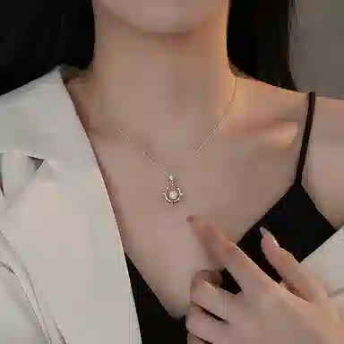 S925