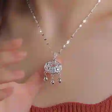 s999