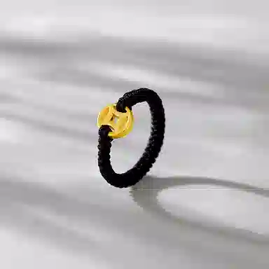 999