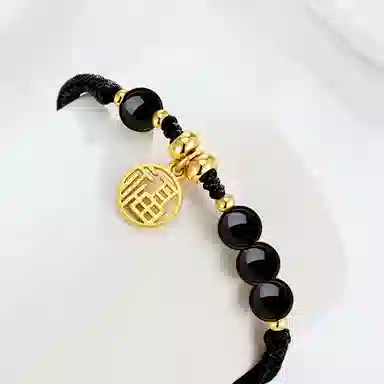999