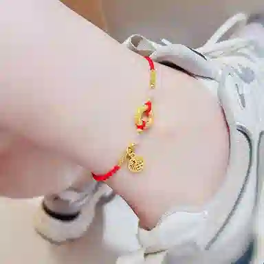 999